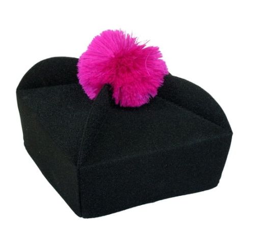 Biret kanonicki trójrożny lub czterorożny e-religijne.pl