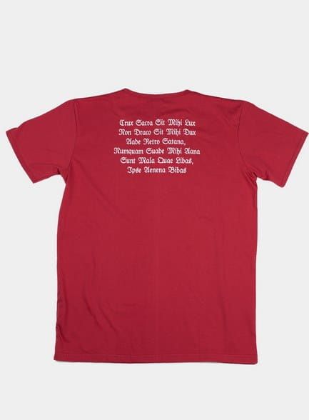 Chrześcijańska koszulka męska z krzyżem św. Benedykta chrześcijański sklep z koszulkami e-religijne.pl