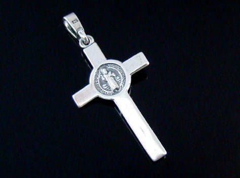 Srebrne dewocjonalia - sklep religijny: Krzyżyk św. Benedykta do łańcuszka na szyję - 3 cm najlepsze produkty polskie - bogaty wybór e-religijne.pl 