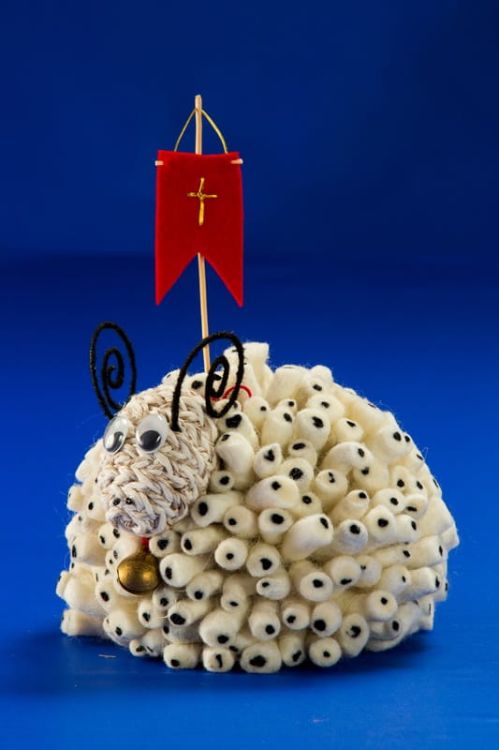 Baranek Wielkanocny wełniany rękodzieło 01 sklep dewocjonalia księgarnia chrześcijańska
