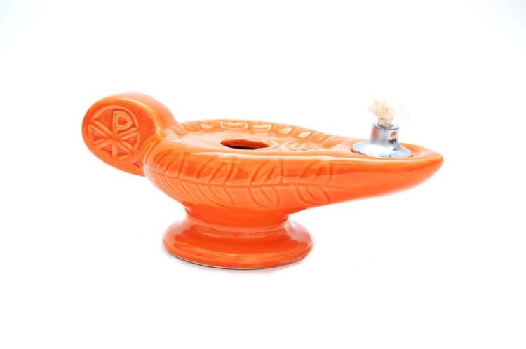 Pomarańczowa ceramiczna lampka oliwna kaganek z symbolami chrześcijańskimi Chi-Rho