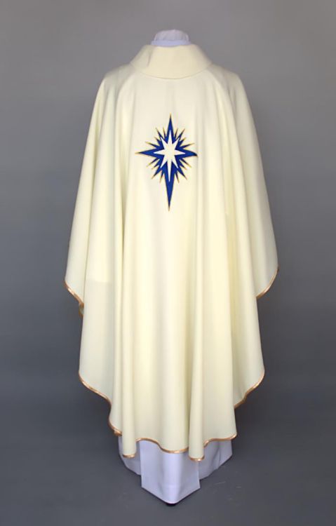 Ornat na Boże Narodzenie biały z haftem 1-042-1 | sklep liturgiczny