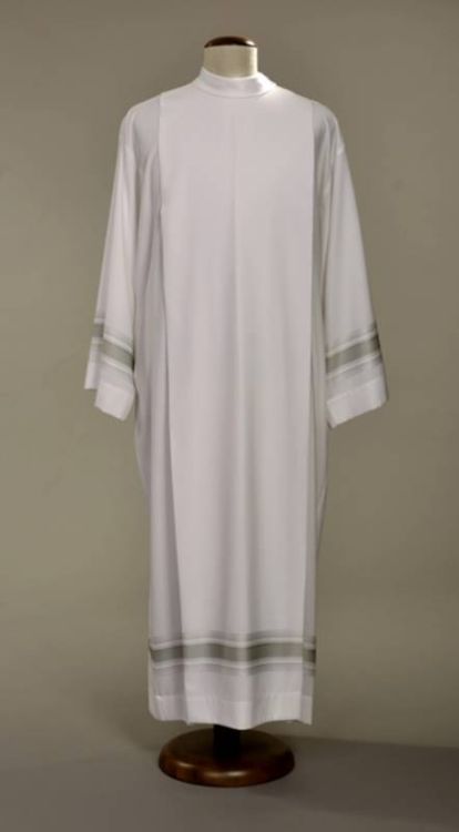 Sklep liturgiczny: Alba dla księdza z tkaniny wiskozowej 3-121-0 ALBY DLA KSIĘŻY