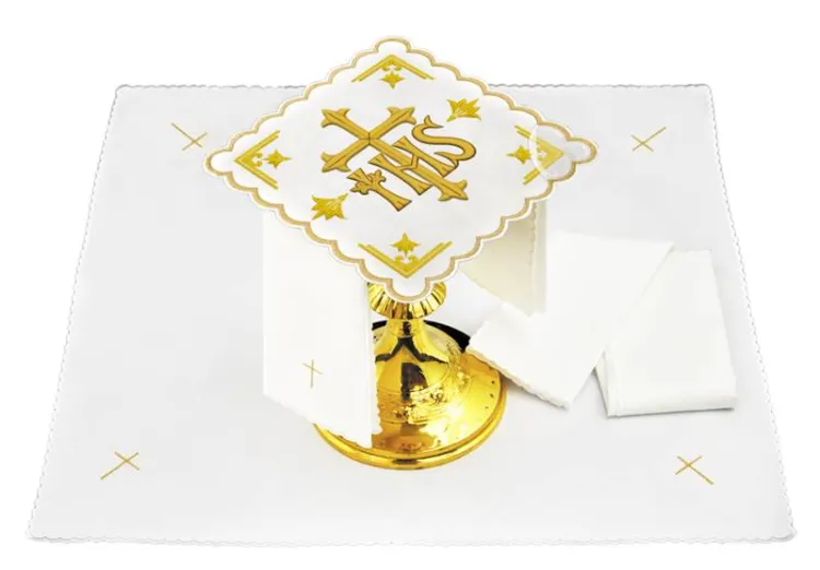 sklep liturgia paramenty liturgiczne naczynia bielizna kielichowa
