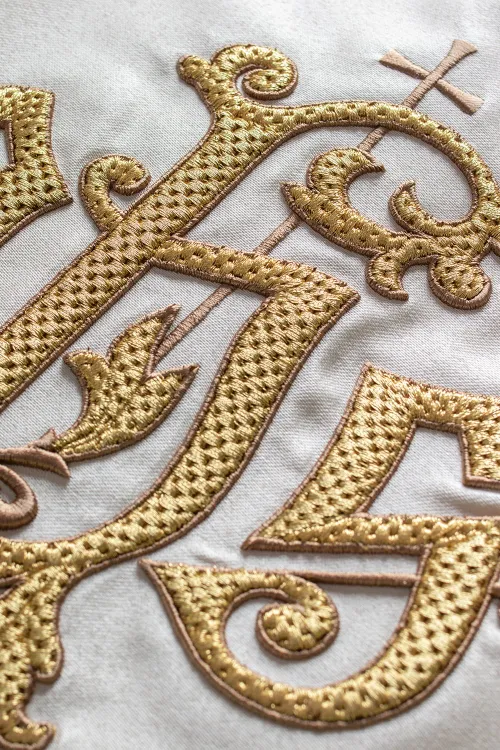 Welon liturgiczny na ramiona haftowany KWL/018 sklep ornaty.pl haftina szaty liturgiczne dewocjonalia