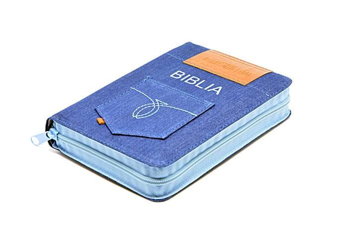 Biblia_Jeans.JPG