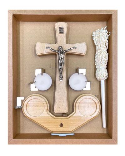 Zestaw do przyjęcia księdza po kolędzie- krzyż ze świecami i kropidłem KK001-J19cm - jak przebiega wizyta księdza?