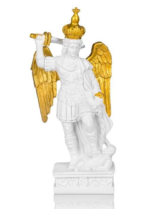 "Figurka św. Michała Archanioła 30 cm, widok frontalny, biało-złote wykończenie