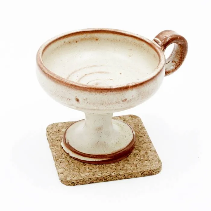 Domowa kadzielniczka ceramiczna - widok paleniska z korkową podstawką | sklep chrześcijanski