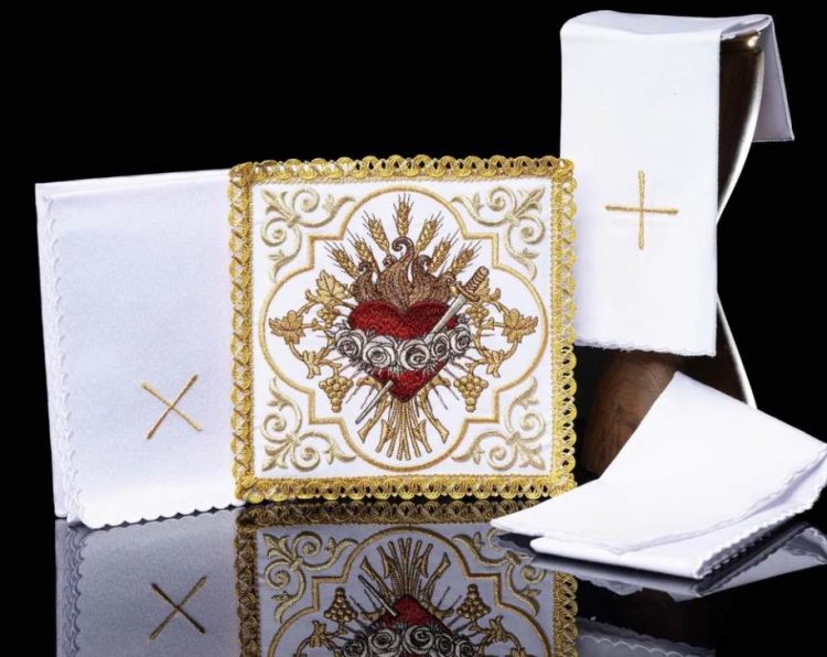 Haftowana bielizna kielichowa, palka z Sercem Maryi, korporał liturgiczny | HAFTINA największy producent szat liturgicznych