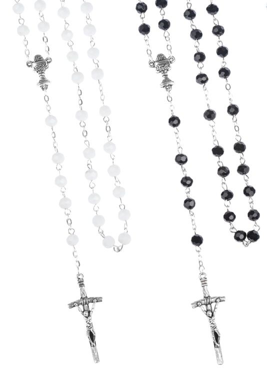 Różaniec komunijny R457K z czarnych (lub białych) kryształowych koralików na łańcuszku ze stali nierdzewnej sklep hurtownia Kielce Tarnów Rzeszów