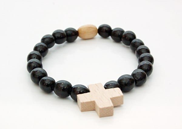 Różaniec bransoletka na rękę czarny e-religijne.pl
