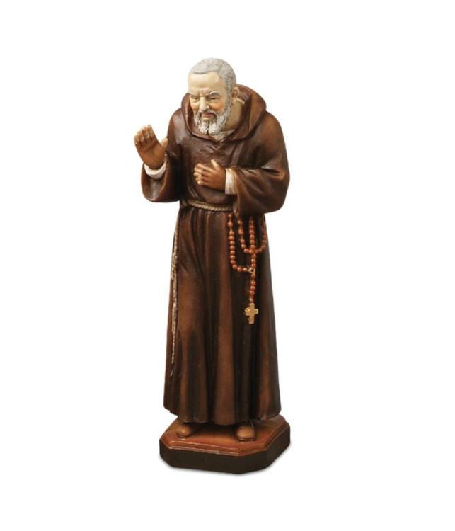 Figurka św. o. Pio z różańcem 12,5 cm, masa żywiczna, brązowy habit kapucyński, złocony krzyż, producent Sacra Famiglia Kft.