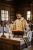 Ornat złoty z chrystogramem PX podczas liturgii kapłan przy ołtarzu szata uroczystna Alba Antkowiak