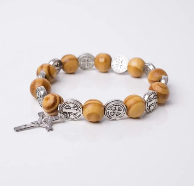 DEWOCJONALIA: Różaniec bransoletka z medalikami i krzyżykiem św. Benedykta BC810 ROŻAŃCE, BRANSOLETKI - Sklep e-religijne.pl
