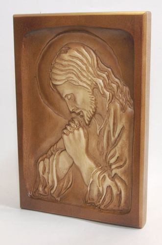 Jezus modlący się płaskorzeźba e-religijjne.pl