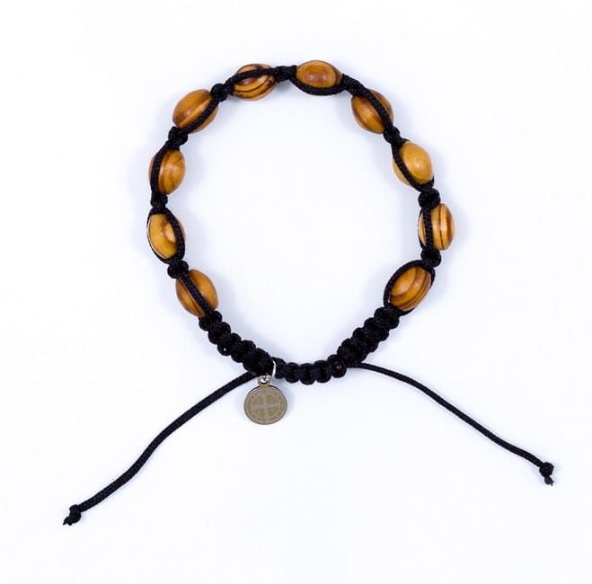 Różaniec bransoletkaz medalikiem św. Benedykta BZPJ06