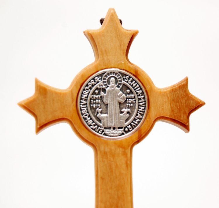 Krzyż św. Benedykta do zawieszenia na szyję - 2 e-religijne.pl