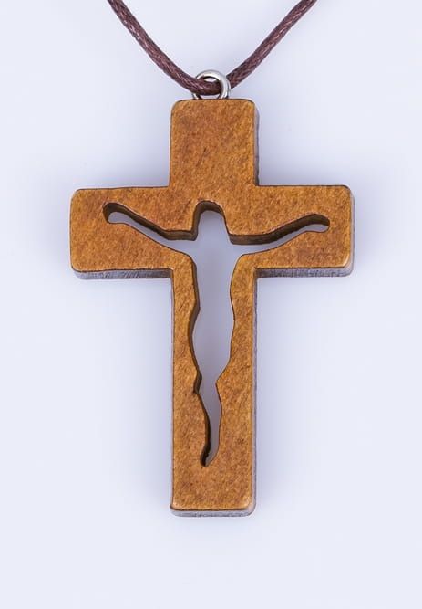 Drewniany krzyżyk na szyję WD161 sklep chrześcijański e-religijne.pl