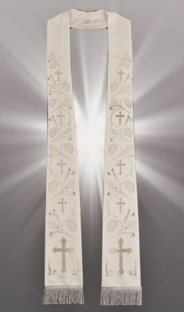 Stuła biała rzymska haftowana (K29) e-religijne.pl