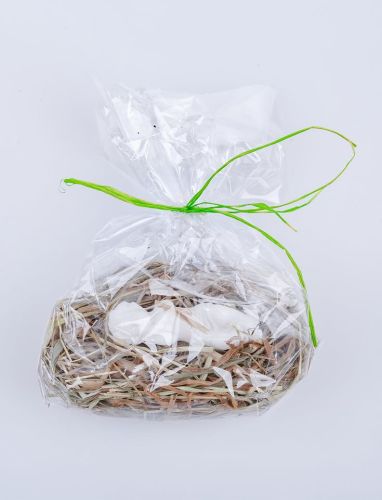 Dewocjonalia sklep księgarnia Dzieciątko Jezus na sianku albastrowa figurka 8 cm