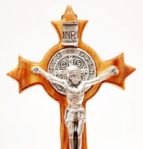 Krzyż św. Benedykta do zawieszenia na szyję - 2 e-religijne.pl