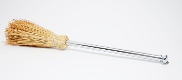 Kropidło kościelne z metalową rączką - 53 cm