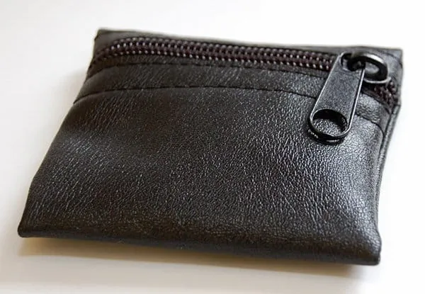 Etui na różaniec na zamek czarne e-religijne.pl