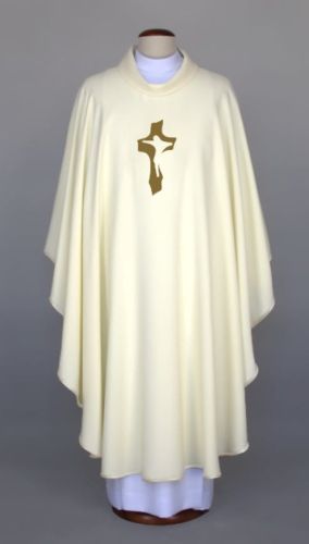 Ornat biały haftowany 1-349-1 Szaty liturgiczne czołowy producent Alba Plus z Poznania sklep e-religijne.pl