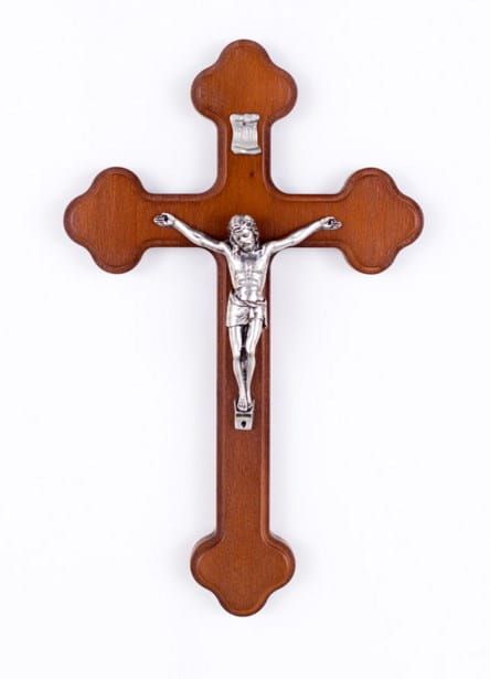 Krzyż liliowy drewniany wiszący 42 cm sklep z dewocjonaliami e-religijne.pl. Dewocjonalia w największym wyborze i najlepszych cenach.